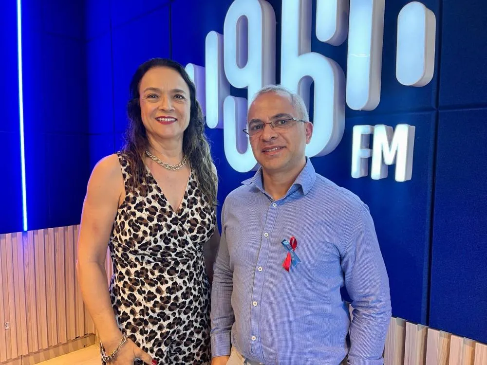Campanha Agosto Azul Vermelho: Saúde Vascular em Foco com Dr. Roger Badaró