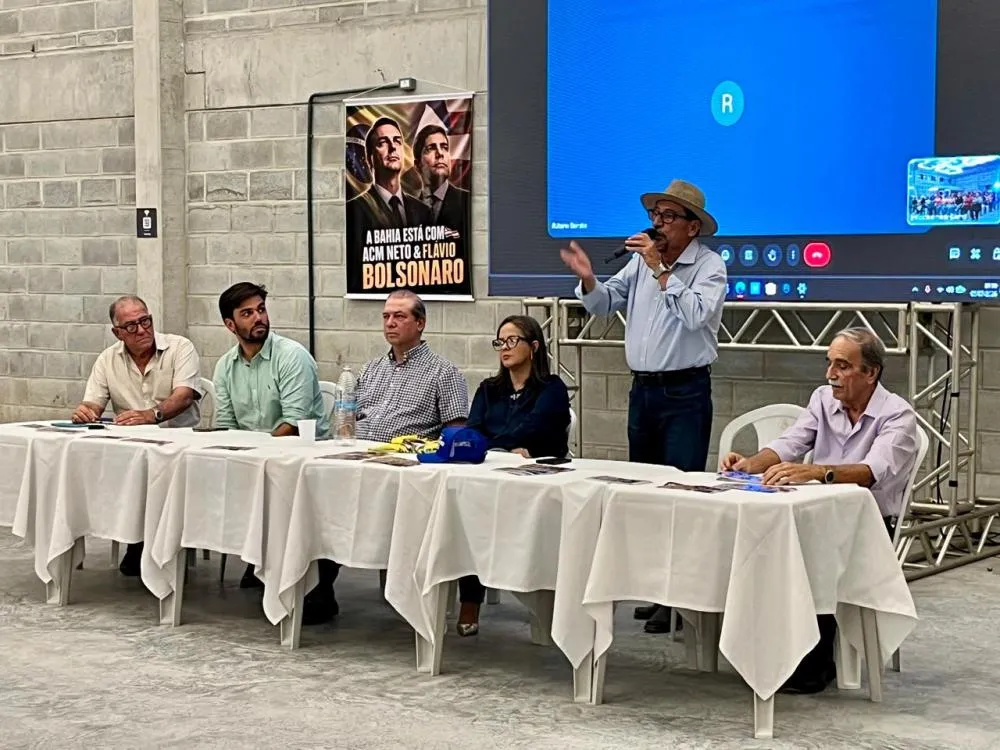 Reunião política em Guanambi reúne ACM Neto, João Roma e lideranças regionais para discutir eleições de 2026