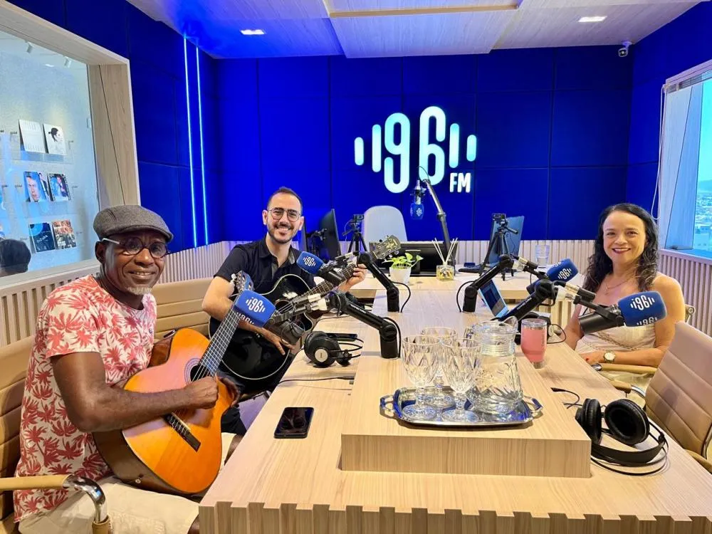 Joel Augusto e Arlindo Povintai lançam “Bye, Bye Verde”: uma canção em inglês e Libras que clama pela preservação ambiental