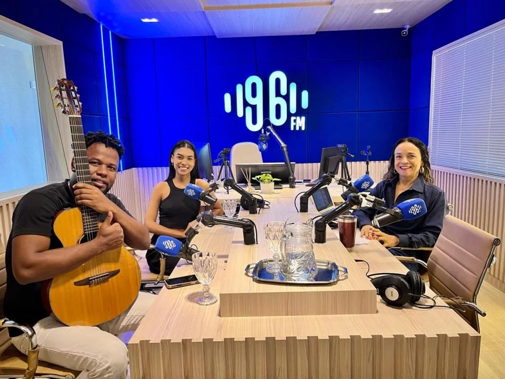 Com música escrita em apenas quatro dias, jovem de Guanambi emociona no FACE e lança alerta ao mundo: “Um grito de socorro que precisa ser ouvido