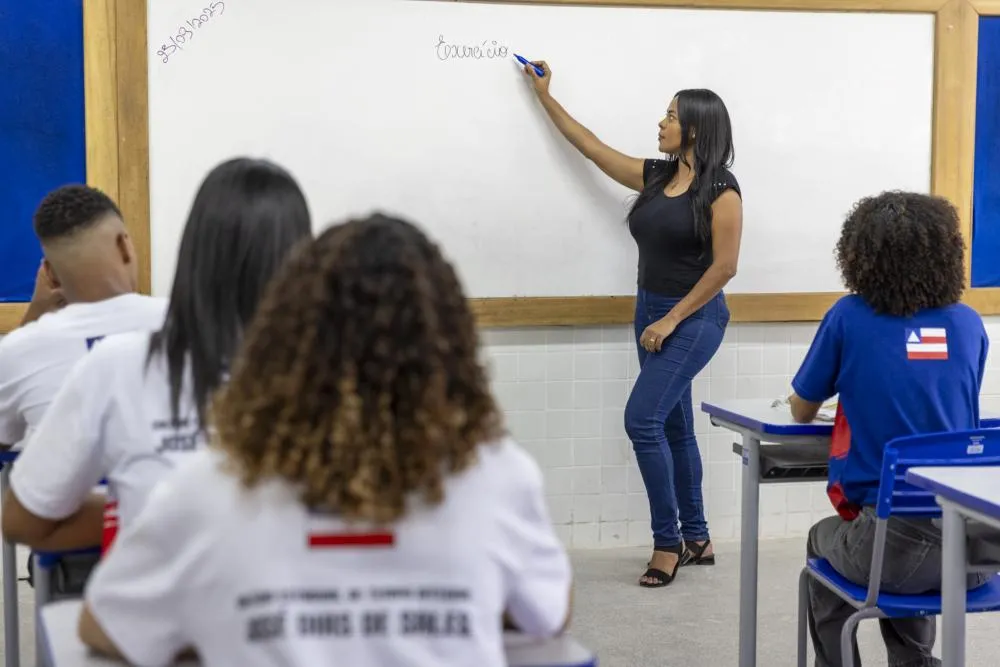 Bahia convoca mais 600 professores aprovados para atuar na rede estadual